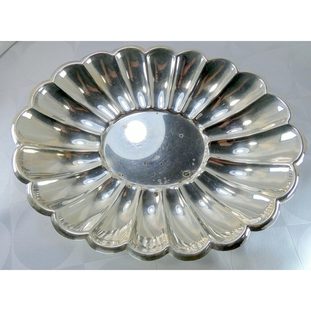 Vtg Silver Plate Serving Platter Oval Sheffield Silver Co. Scalloped